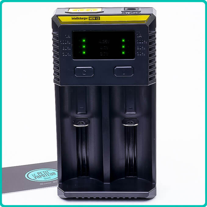 Nitecore New I2 Ladegerät (2016) – Universal-Lader Mit ACD, Für Li-Ion, Ni-MH & Mehr, Inkl. USB-LED-Licht